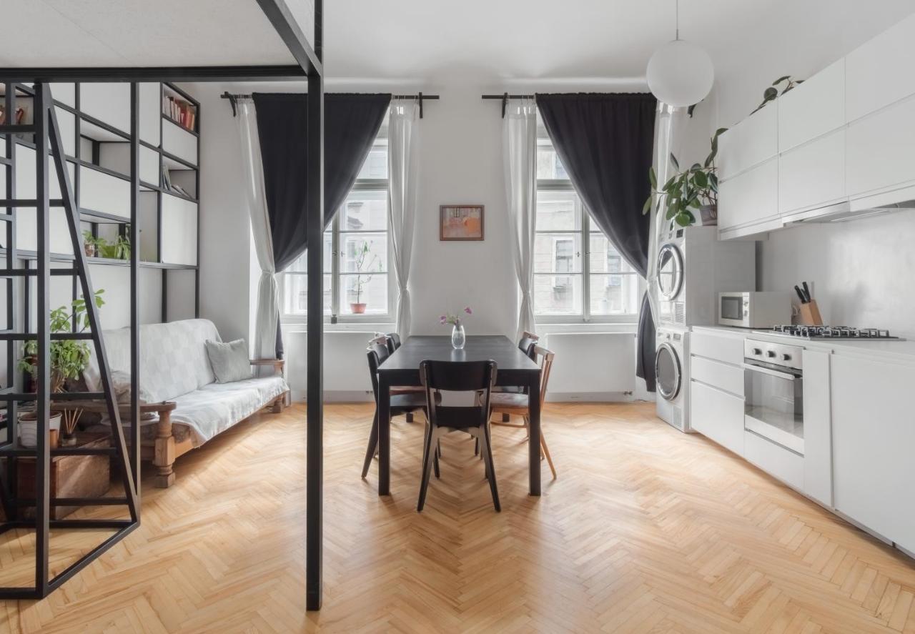 Prague Days - Unique Apartment - Old Town エクステリア 写真