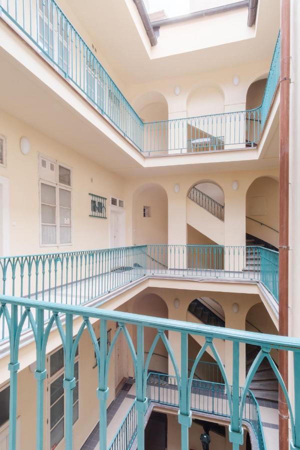 Prague Days - Unique Apartment - Old Town エクステリア 写真